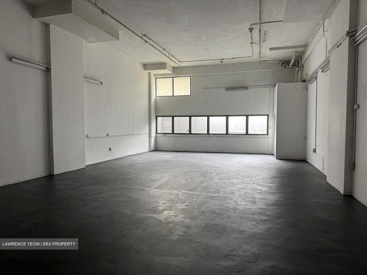 Crescendas Print Media Hub (D19), Factory #522209671